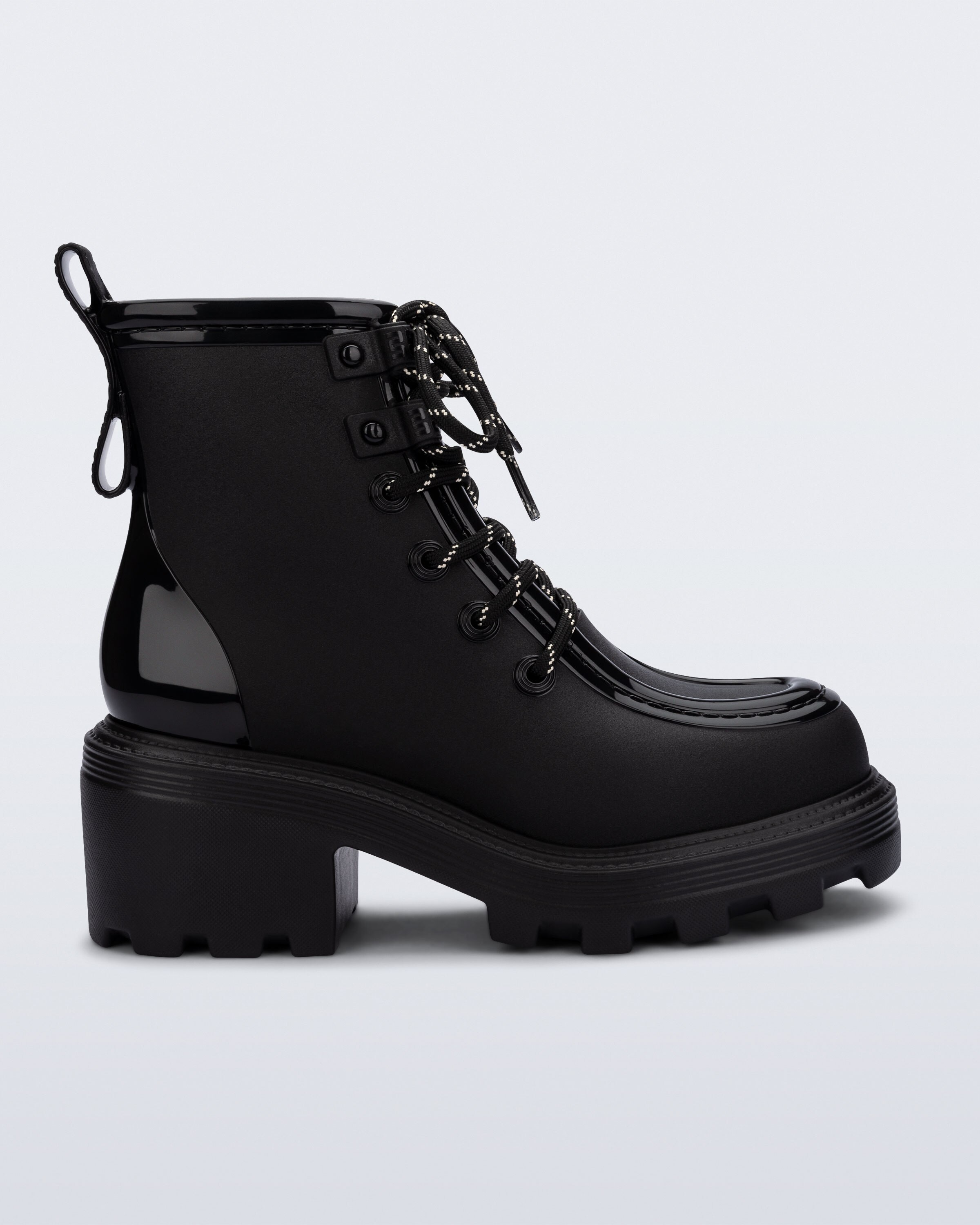 Preto